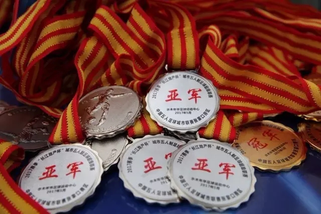 记者：北控正与马布里深入沟通 邀其重新执教